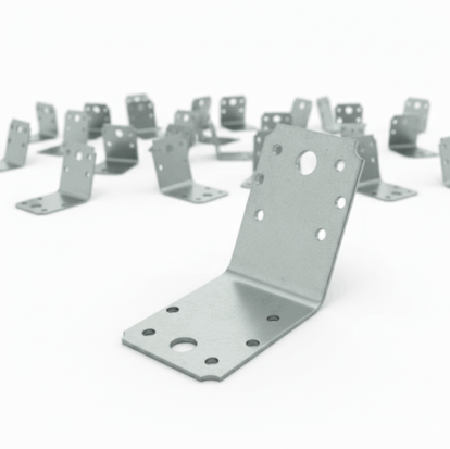 Set 50 coltar perforat pentru lemn vinclu, , 135 grade, zincat, 70 x 70 x 54 mm 𝗚𝗿𝗼𝘀𝗶𝗺𝗲 𝟮𝗺𝗺