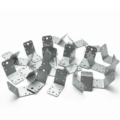 Set 1000 coltar perforat pentru lemn Vinclu, Atlantic 1979, 135 grade, zincat, 70 x 70 x 54 mm (𝗚𝗿𝗼𝘀𝗶𝗺𝗲 𝟮𝗺𝗺 )