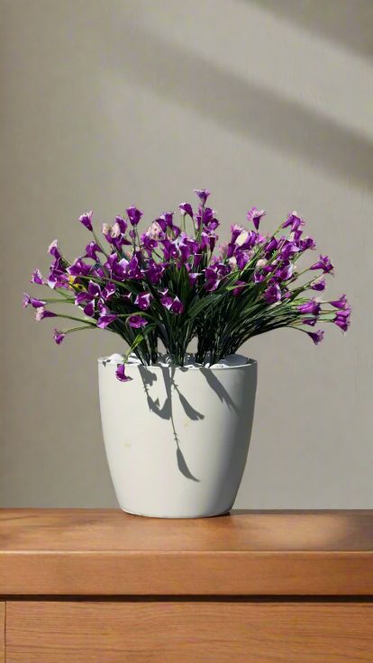 Buchet de Cale Artificiale – Flori din Plastic Roze – Vibrant pentru Decor Interior/Exterior, cu flori, ghiveci și piatră